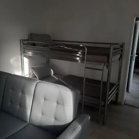 Na Skorku Apartment *