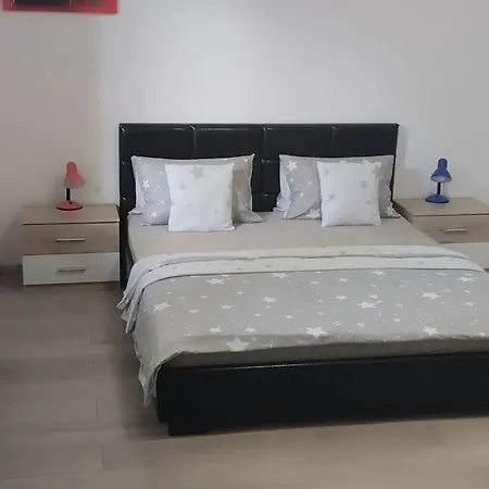 Na Skorku Apartment *